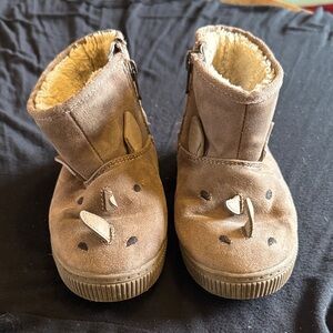 Cat & Jack Brown Dinosaur Kids Boots